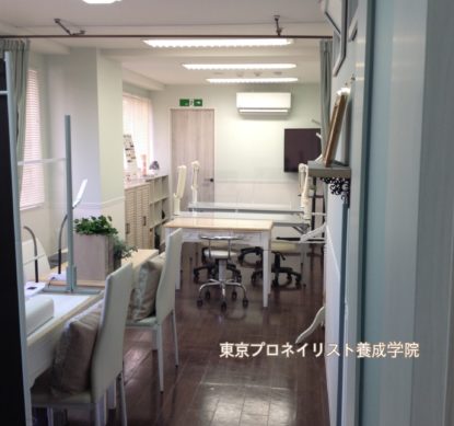 ネイリスト技能検定試験アート＜クローバー